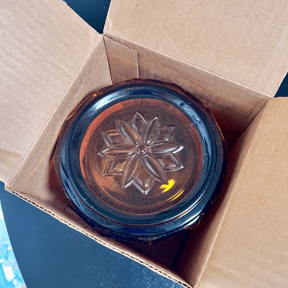 Vintage 1971-1989 New in Box Indiana Glass Tiara Sandwich Amber 7” Kitchen Stora - Picture 5 of 8